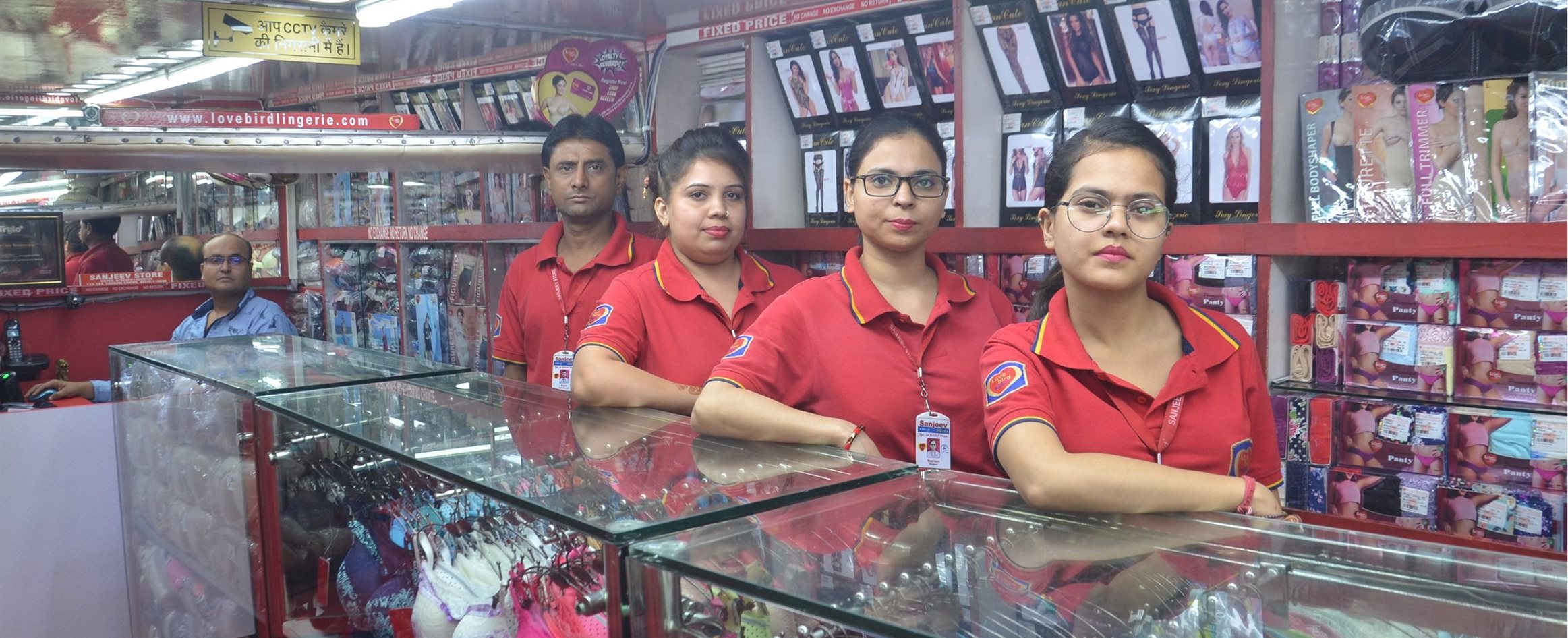 Sanjeev Store Plus Size Lingerie Dealer